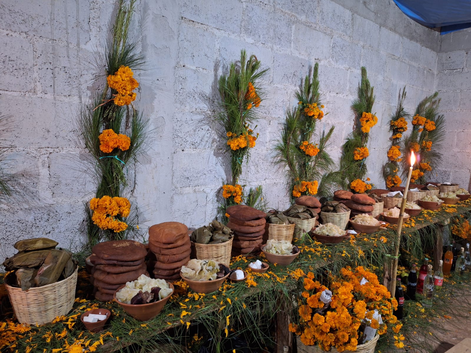 Altares tradicionales en Chamula